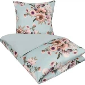 Blomstret sengetøj - 150x210 cm - Blue flower - 2 i 1 design - Sengesæt i 100% Bomuldssatin - Excellent By Borg